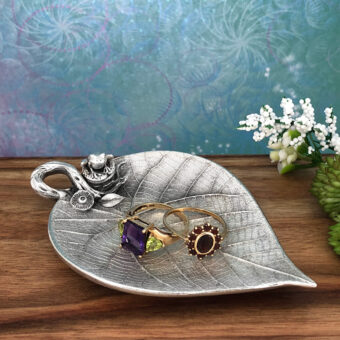 Frog on Leaf Trinket Dish for Tea Lights, Wedding Rings, Jewellery, Candy and Tea Bag Holder