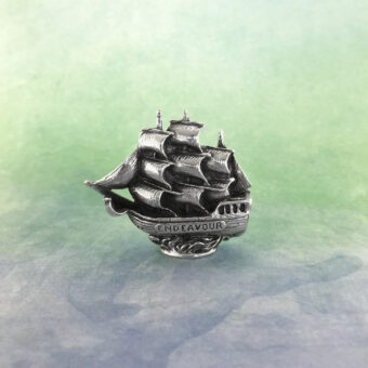Endeavour Ship Australian Souvenir Figurine