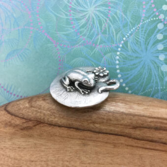 Frog on Lily Micro Figurine